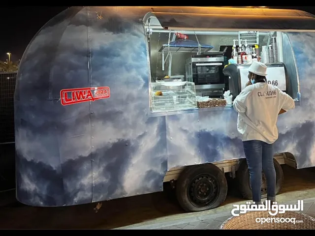 Food truck 6.5 m for sale with Storage
