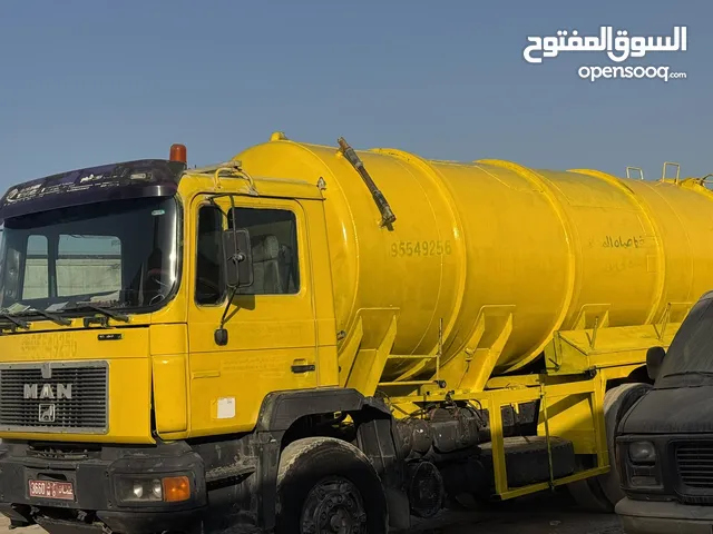 Wastage Water Removal Services 5000 galoon 10000 galoon خدمات إزالة مياه الصرف الصحي