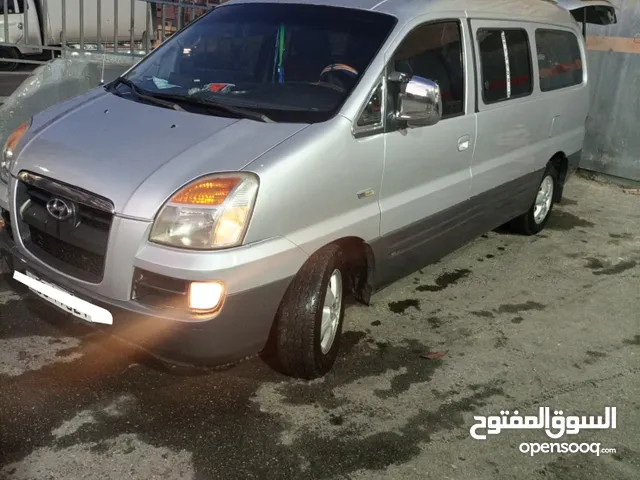 Hyundai H1 2004 in Amman