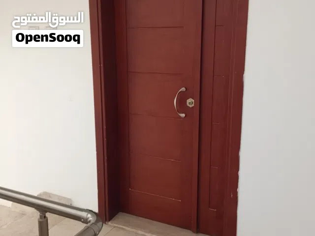85 m2 5 Bedrooms Apartments for Rent in Misrata Other