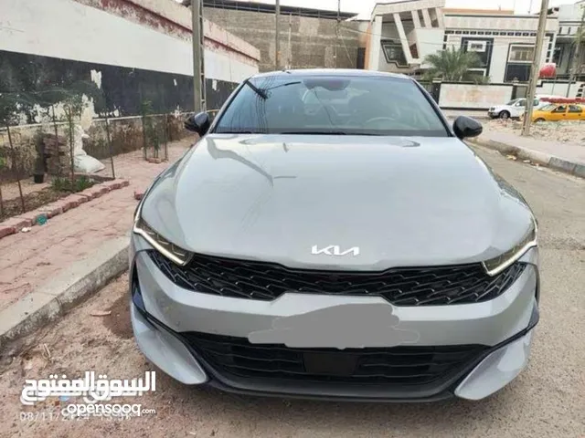 كيا k 5 اسمنتي لون مميز فول موصفات