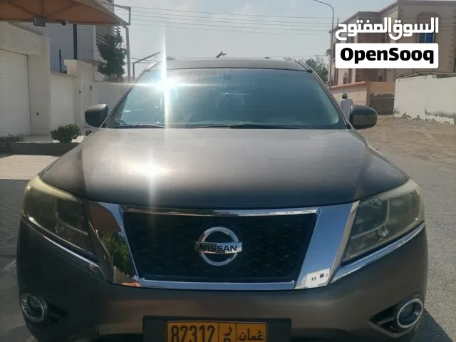 Used Nissan Pathfinder in Muscat
