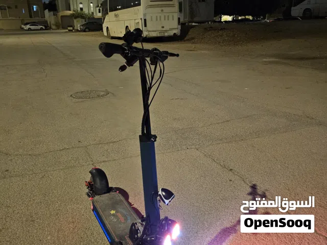 سكوتر الوحش