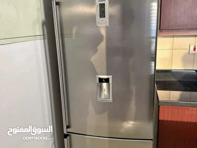 Siemens fridge bottom freezer water dispenser system available