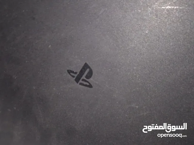 بلايستيشن 4 غير معدله مستعمله للبيع