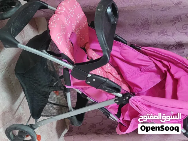 عربة أطفال شبة جديدة