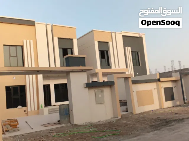 للبيع فيلا ف ولاية بركاء ف الهرم الموقع قريب من شارع العام مقابل كيدز مول