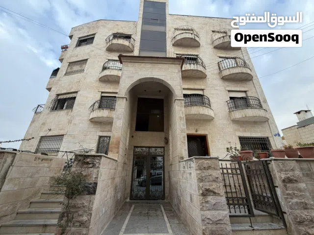 شقة للبيع في صويلح حي ميسلون تبعد عند دابوق فقط 200 متر