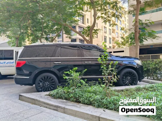 Lincoln Navigator Under warranty Agency Maintained Original paint