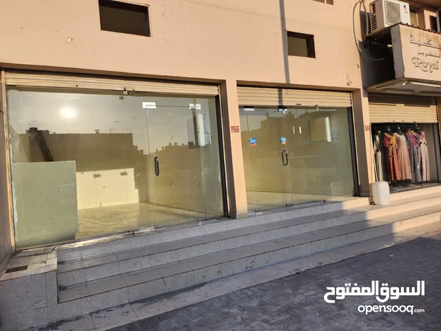 Unfurnished Shops in Muharraq Arad