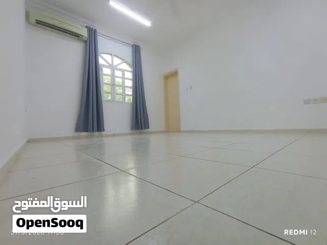 غرف للايجار للعوائل والموظفات ف الموالح الشماليه قريب الموج