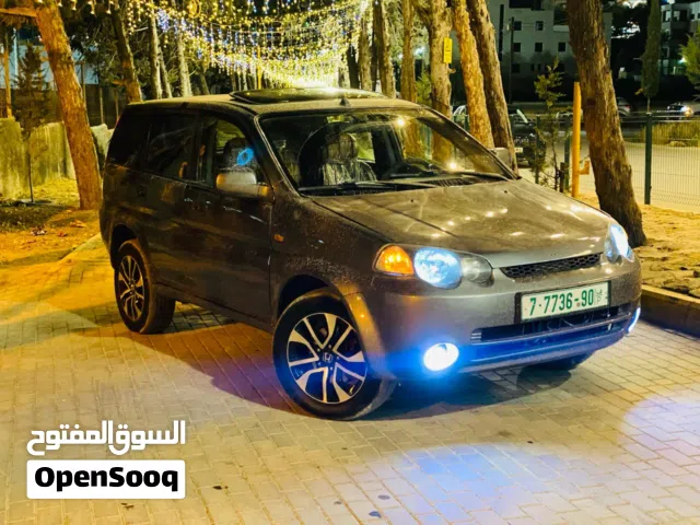 Honda HR_V  2004  4×4 1600 بنزين أوتوماتيك  للبيع ع ضربتها  منتهي ترخيصها  مع قطعها المضروبات