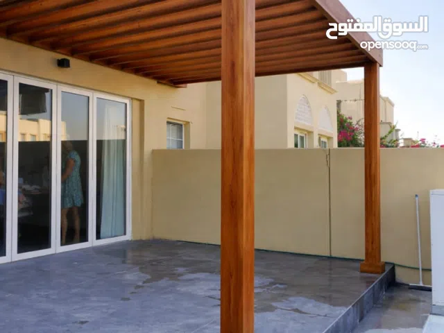 pergola marandi wood with water proof polish