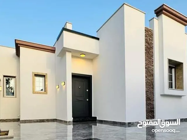 130 m2 2 Bedrooms Villa for Sale in Tripoli Ain Zara