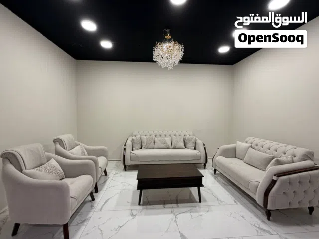 _طقم كنب فخم 7 مقاعد