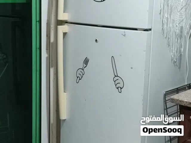 ثلاجه و ميكرويف