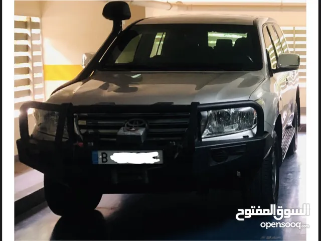 2010 مصفح B6 Land Cruiser لاند كروزر V8 مصفح ضد الرصاص الرانج نظيف كتير وقطع غيارة من الشركة  ًًًً