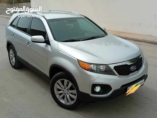 Used Kia Sorento in Tripoli