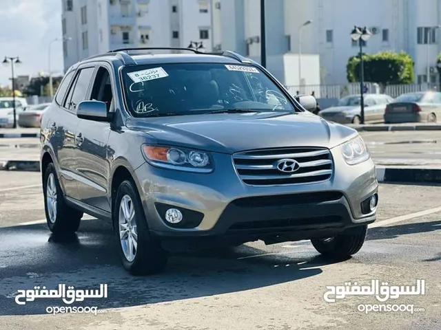 Used Hyundai Santa Fe in Benghazi