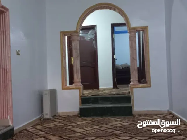250 m2 5 Bedrooms Townhouse for Sale in Sirte Other