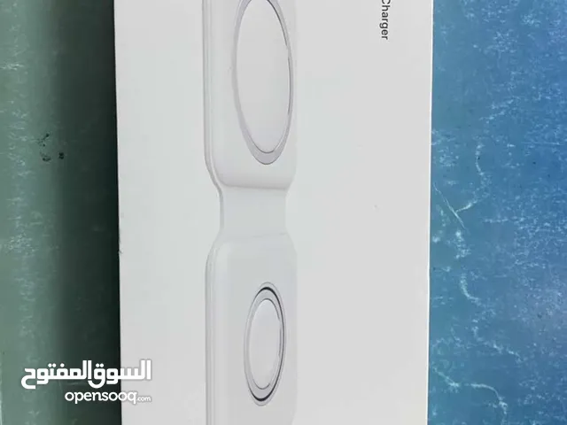 Apple MagSafe duo charger white