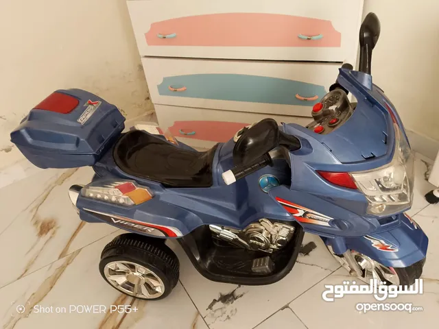بسم الله الرحمن الرحيم دراجه كهربائيه عل شحن للبيع فقط بدها بطاريه الدراجه شغاله