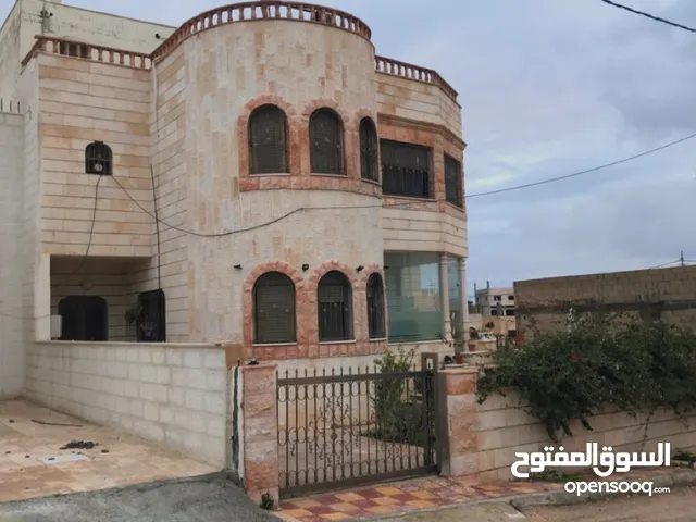 510m2 More than 6 bedrooms Townhouse for Sale in Amman Sahab
