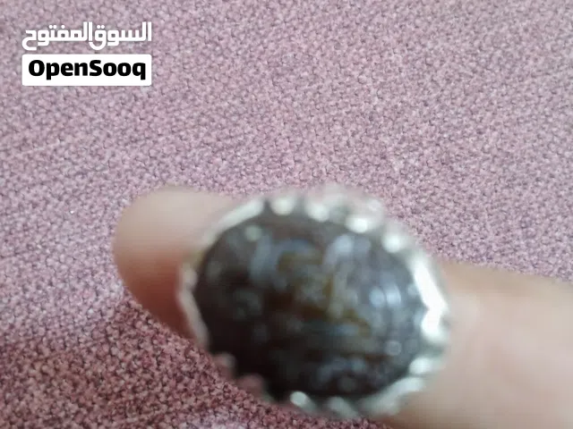 السلام عليكم خاتم عقيق يماني مطلسم مختوم فضة 925.