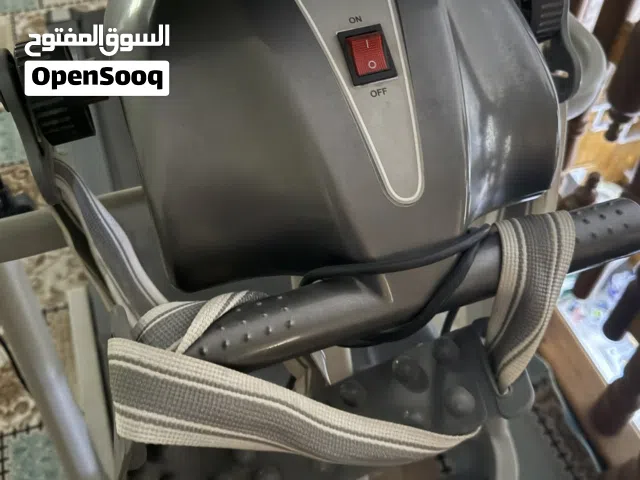 جهاز جري يحتوي ع ماطورين الاول محترك وثاني يشتغل