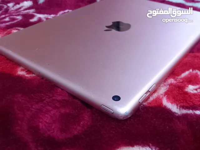 Apple iPad 6 128 GB in Basra
