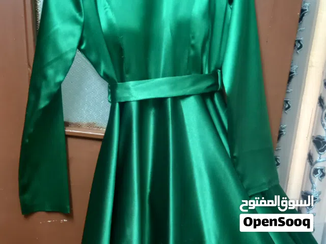 فستان حفلة طويل للمحجبات ساتان Xl حلو