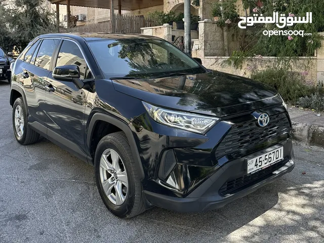 تويوتا راف فور 4x4 فل ماعدا الفتحة وارد وصيانة وكاله فحص كامل بحالة وكاله