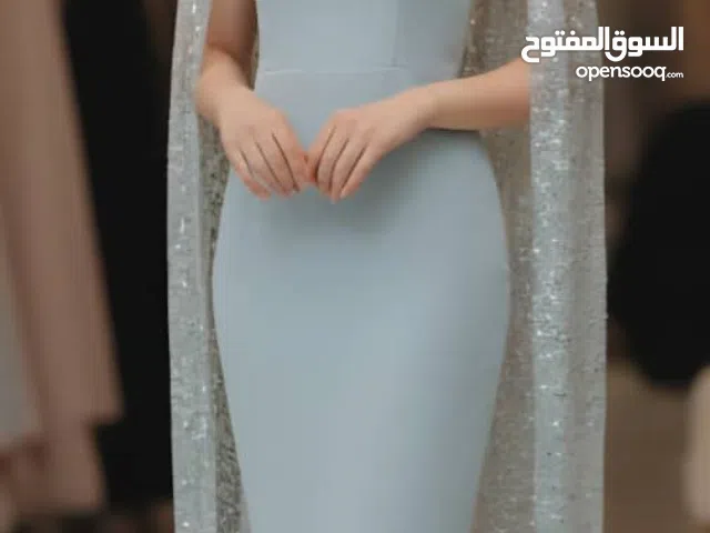 ملابس شبابي نسائي