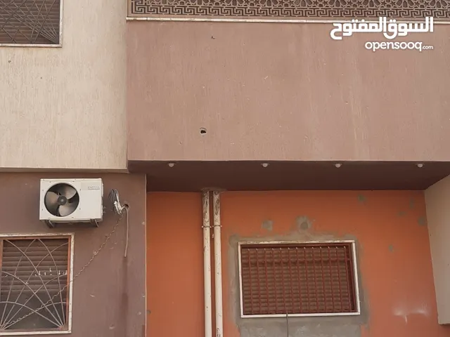 140m2 3 Bedrooms Apartments for Rent in Tripoli Khallet Alforjan