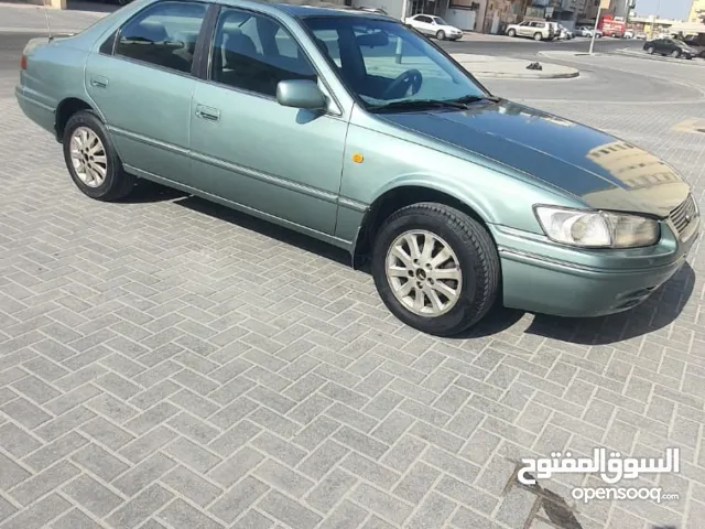للبيع كامري 2000