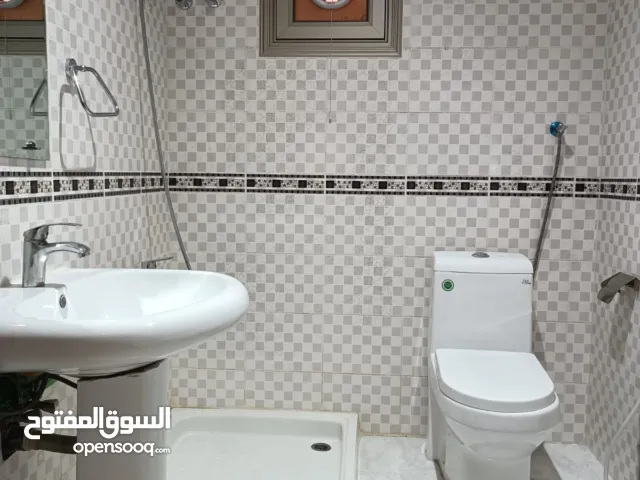 110 m2 3 Bedrooms Apartments for Rent in Al Ahmadi Mangaf