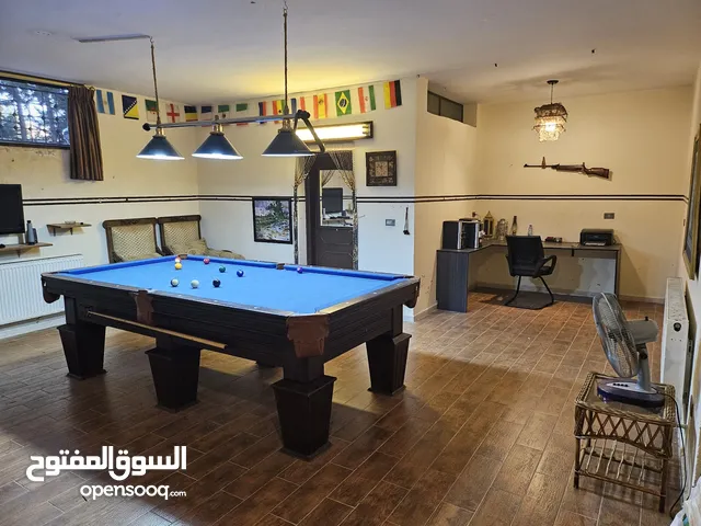 315 m2 4 Bedrooms Villa for Sale in Amman Um El Summaq