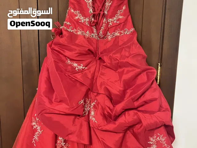 فستان سهرة استعمال مرة واحده