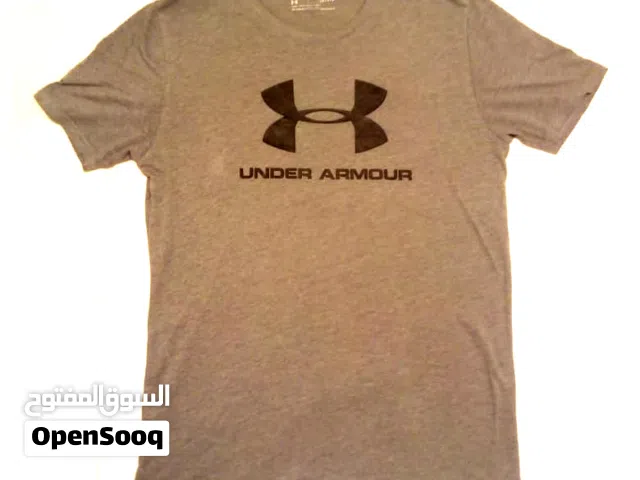 للبيع: تيشيرتات – شورتات رياضية أصلية ماركات: Under Armour – Adidas – Speedo