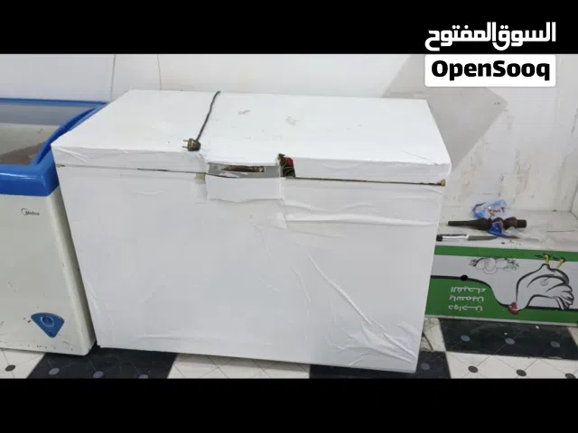 مجمدة للبيع