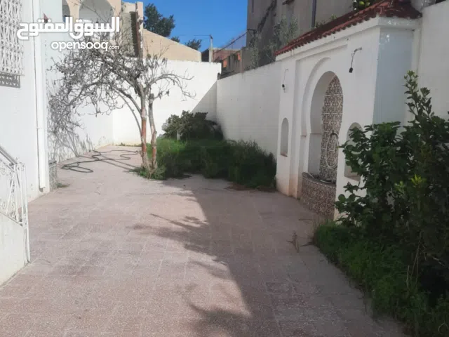 villa indépendante titrée, idéalement située à El Ghazala – Ariana