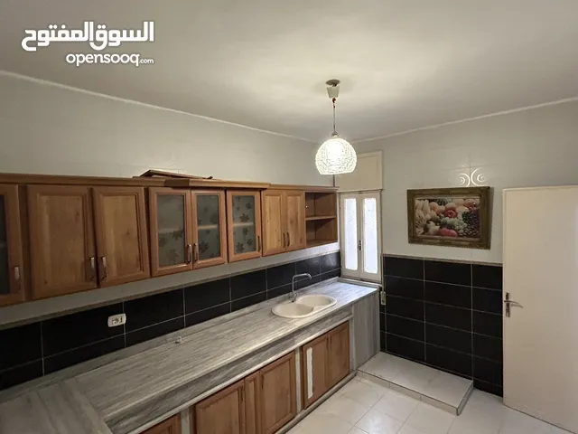 172 m2 2 Bedrooms Apartments for Rent in Tripoli Zawiyat Al Dahmani