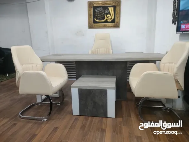 تميز بجلستك و مكتبك الخااص مع أفخم و أجود أنواع المكاتب الفخمه 140*70 خشب لاتيه مستورد مكفول سنتين