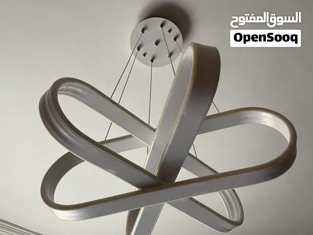 ثرية حديثة بحالة ممتازة جدا