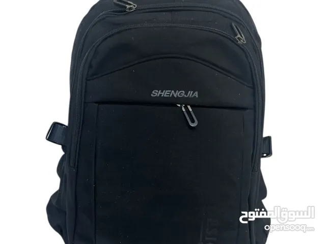 حقائب مدرسية للأولاد