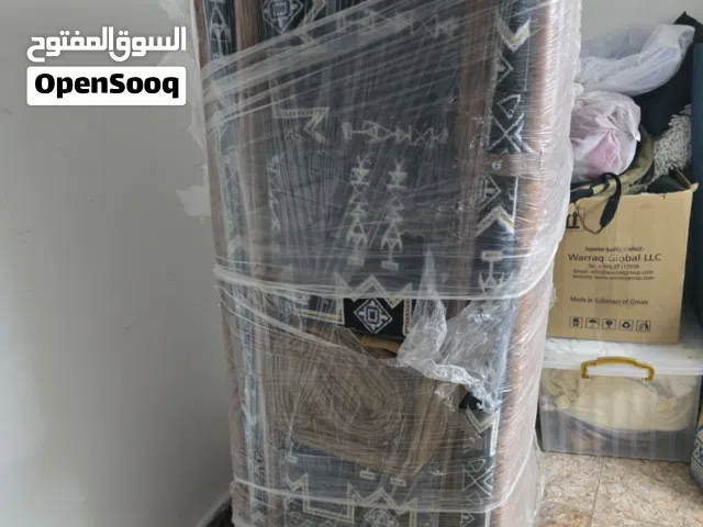 للبيع جلسة ارضيه سعودية ويوجد توصيل لجميع مناطق السلطنة