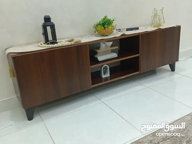 طاوله تلفزيون للبيع