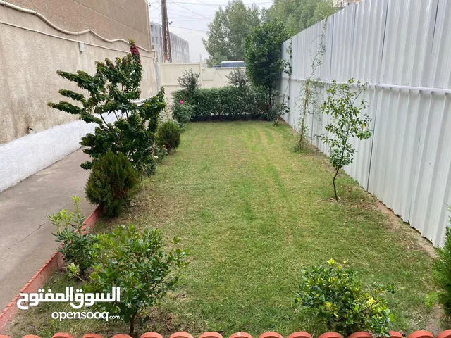 60 m2 3 Bedrooms Townhouse for Sale in Baghdad Other