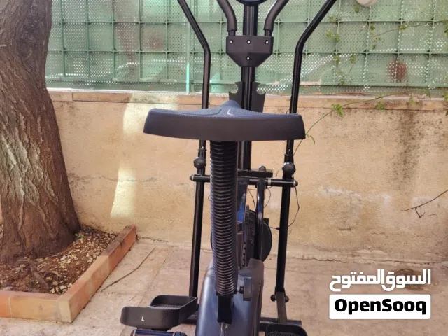 للبيع دراجة و كروس