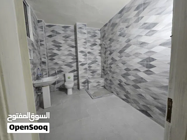شقة للايجار طابق اول